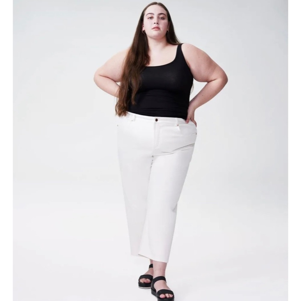 Universal Standard Bae Boyfriend Crop Jeans